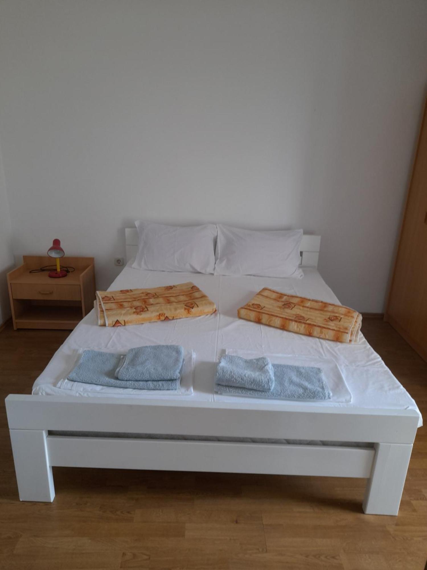Apartments Radica Senj  Bagian luar foto